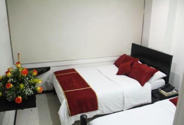 Hotel Bogota Plaza Suite Phòng bức ảnh